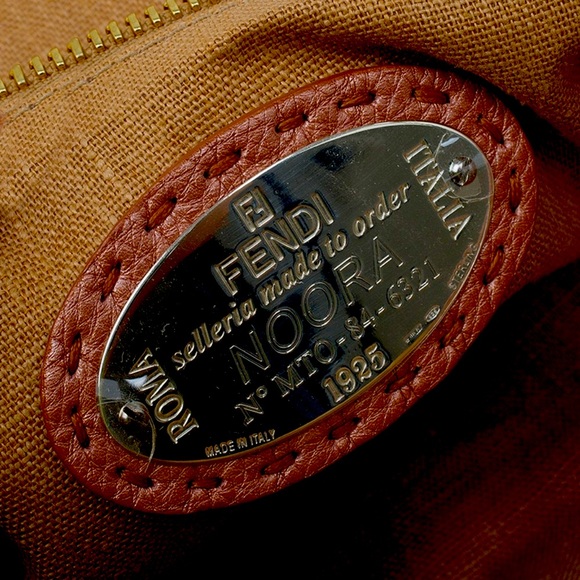 FENDI PEEKABOO XL   🥀 RoSeGOLD 🥀 - Picture 6 of 16